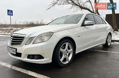 Седан Mercedes-Benz E-Class 2009 в Виннице