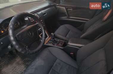 Седан Mercedes-Benz E-Class 1997 в 