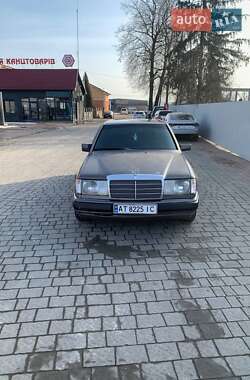 Седан Mercedes-Benz E-Class 1992 в Коломые