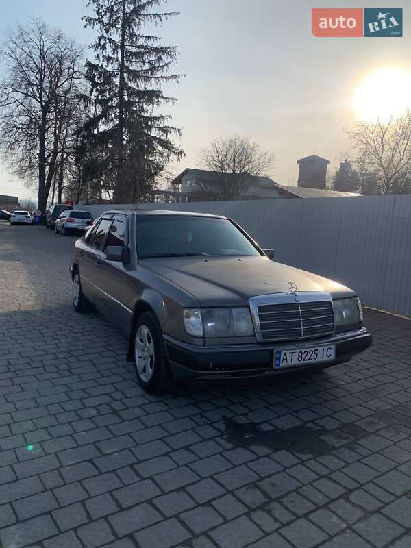 Седан Mercedes-Benz E-Class 1992 в Коломиї фото 2 Седан Mercedes-Benz E-Class 1992 в Коломиї