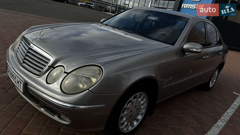 Седан Mercedes-Benz E-Class 2004 в 