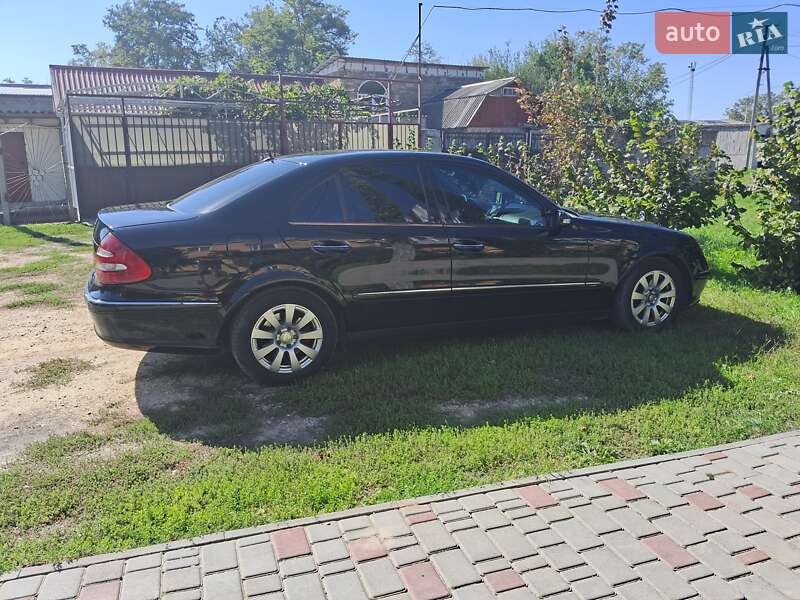 Седан Mercedes-Benz E-Class 2005 в Одесі