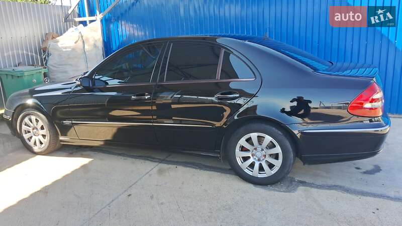 Седан Mercedes-Benz E-Class 2005 в Одесі