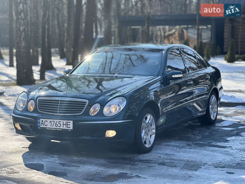 Седан Mercedes-Benz E-Class 2003 в Луцке