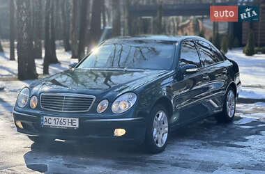 Седан Mercedes-Benz E-Class 2003 в 