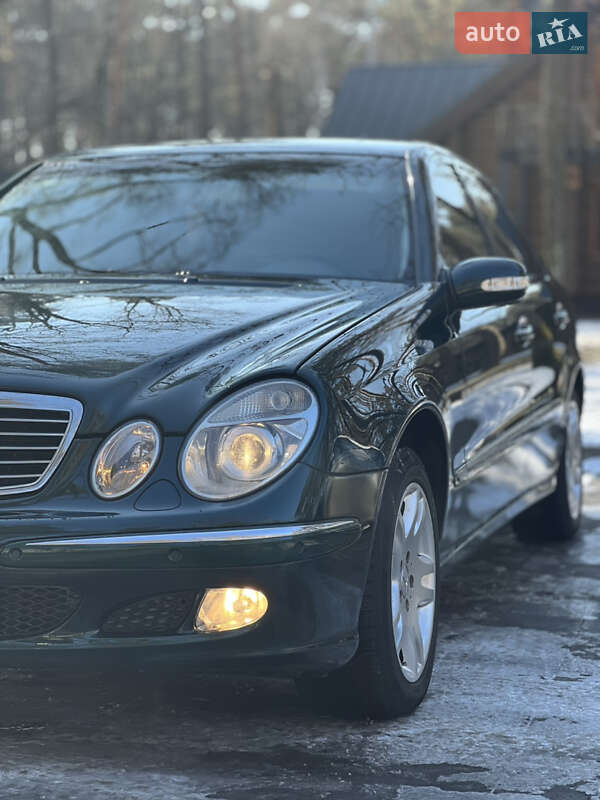 Седан Mercedes-Benz E-Class 2003 в Луцке