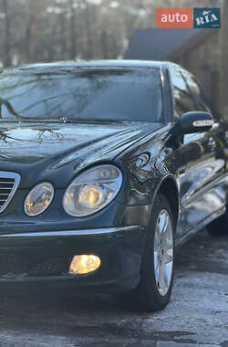 Седан Mercedes-Benz E-Class 2003 в 