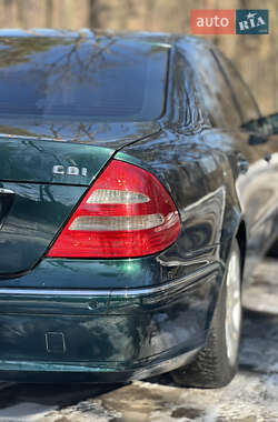 Седан Mercedes-Benz E-Class 2003 в 