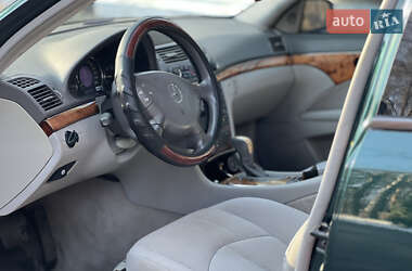 Седан Mercedes-Benz E-Class 2003 в 