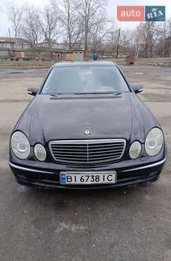 Седан Mercedes-Benz E-Class 2002 в 