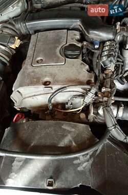 Универсал Mercedes-Benz E-Class 1996 в  фото 5 Универсал Mercedes-Benz E-Class 1996 в