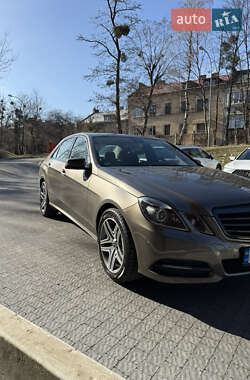 Mercedes-Benz E-Class 2012 Mercedes-Benz E-Class 2012