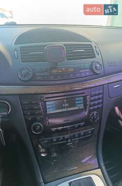 Седан Mercedes-Benz E-Class 2003 в 
