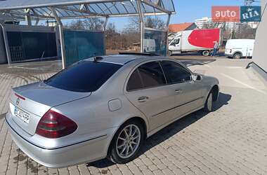 Седан Mercedes-Benz E-Class 2003 в 
