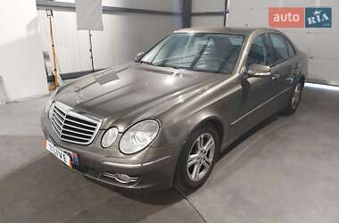 Седан Mercedes-Benz E-Class 2007 в Золочеві