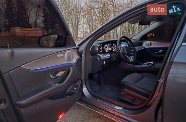 Седан Mercedes-Benz E-Class 2018 в 