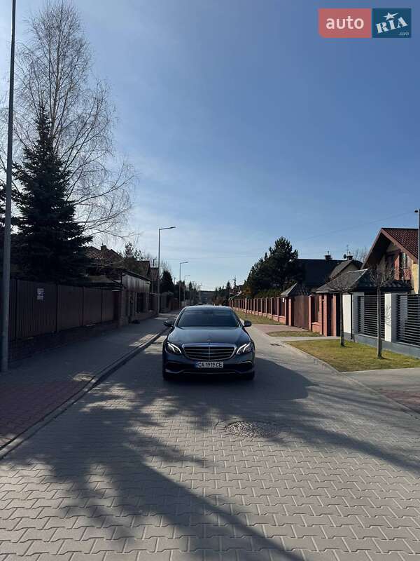 Mercedes-Benz E-Class 2017