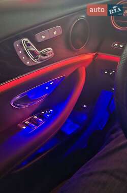 Седан Mercedes-Benz E-Class 2018 в 