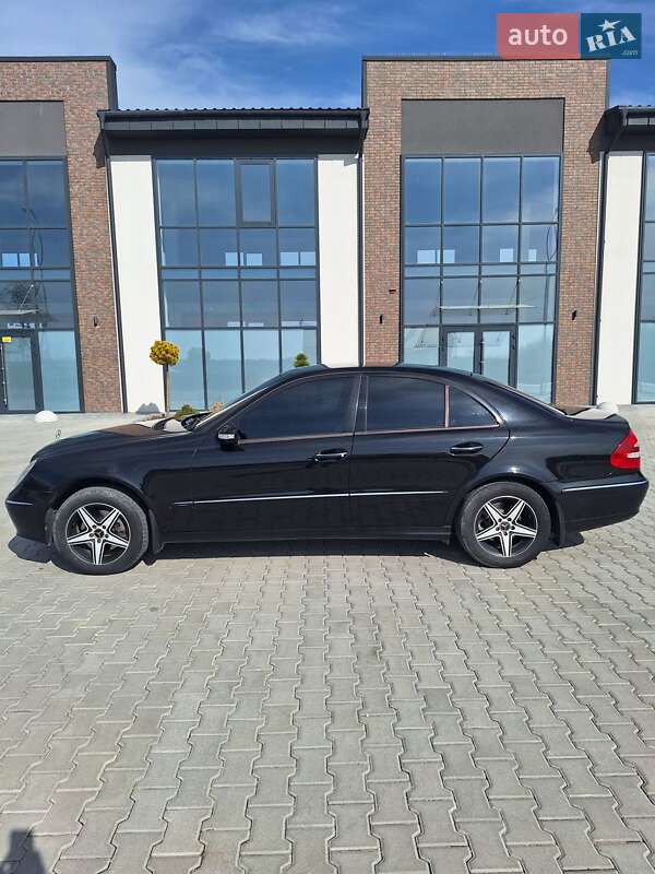 Mercedes-Benz E-Class 2006