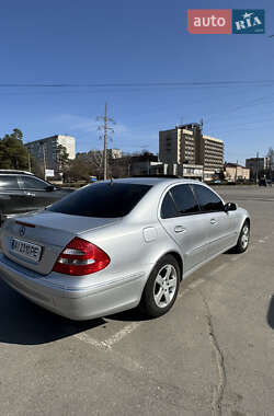 Седан Mercedes-Benz E-Class 2002 в Таращі