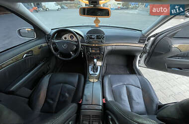 Седан Mercedes-Benz E-Class 2003 в 