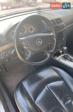 Седан Mercedes-Benz E-Class 2007 в 