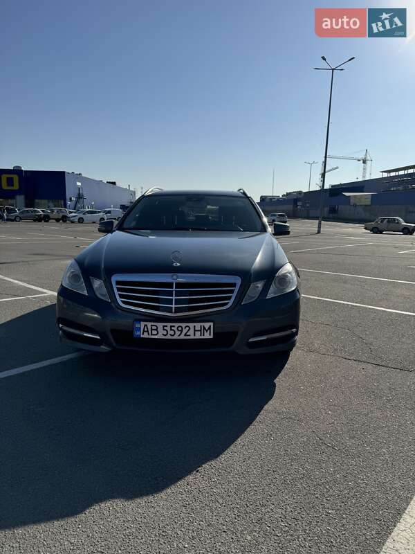 Універсал Mercedes-Benz E-Class 2011 в Вінниці фото 4 Універсал Mercedes-Benz E-Class 2011 в Вінниці