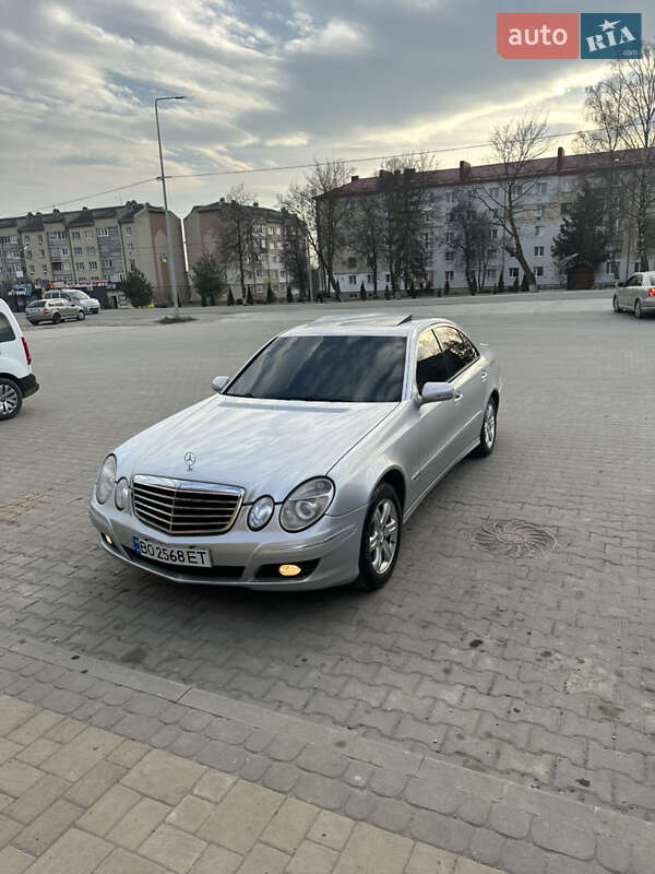 Седан Mercedes-Benz E-Class 2002 в Тернополі