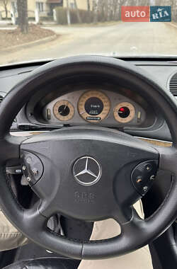 Седан Mercedes-Benz E-Class 2002 в 