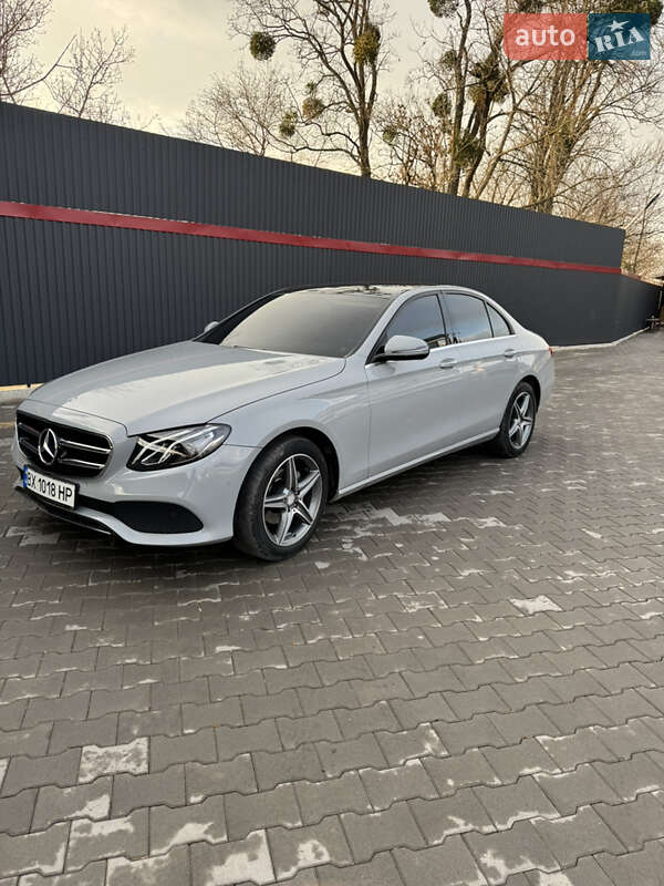 Седан Mercedes-Benz E-Class 2018 в Хмельницком