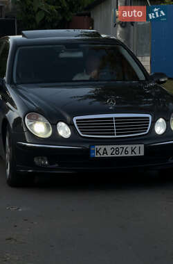 Седан Mercedes-Benz E-Class 2004 в 