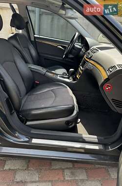 Седан Mercedes-Benz E-Class 2004 в 