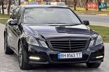 Седан Mercedes-Benz E-Class 2012 в 