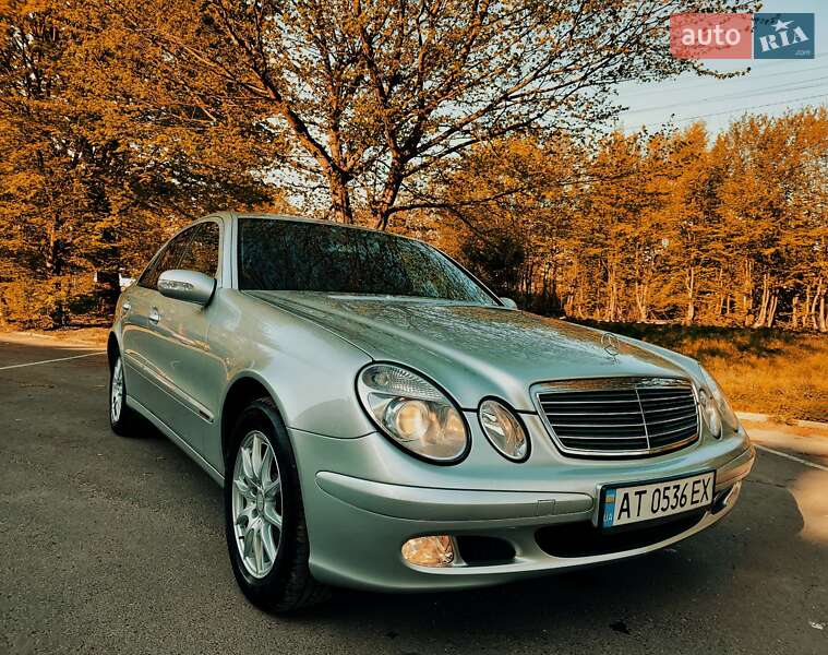 Седан Mercedes-Benz E-Class 2003 в 