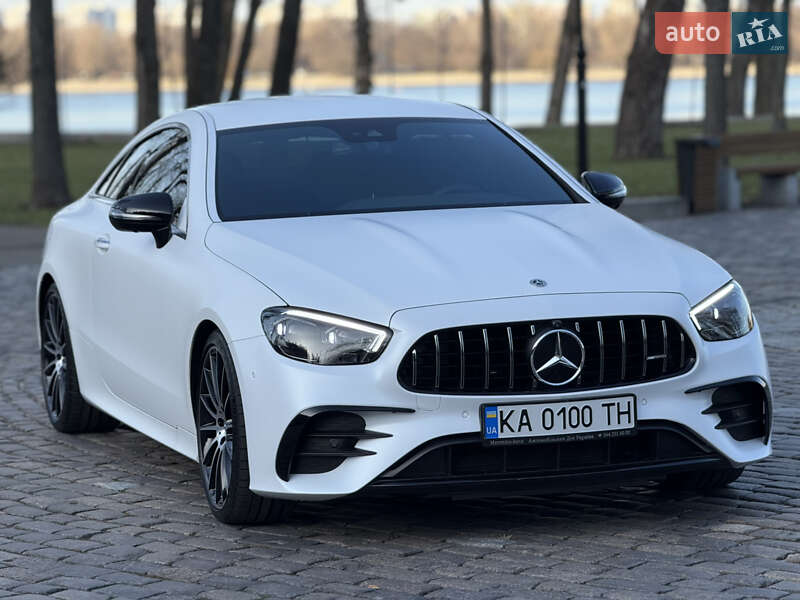 Купе Mercedes-Benz E-Class 2023 в Киеве