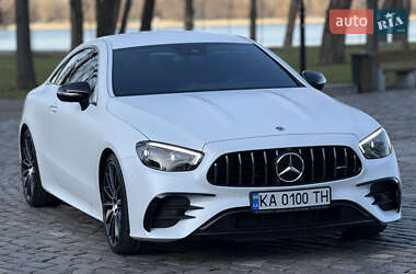 Купе Mercedes-Benz E-Class 2023 в 