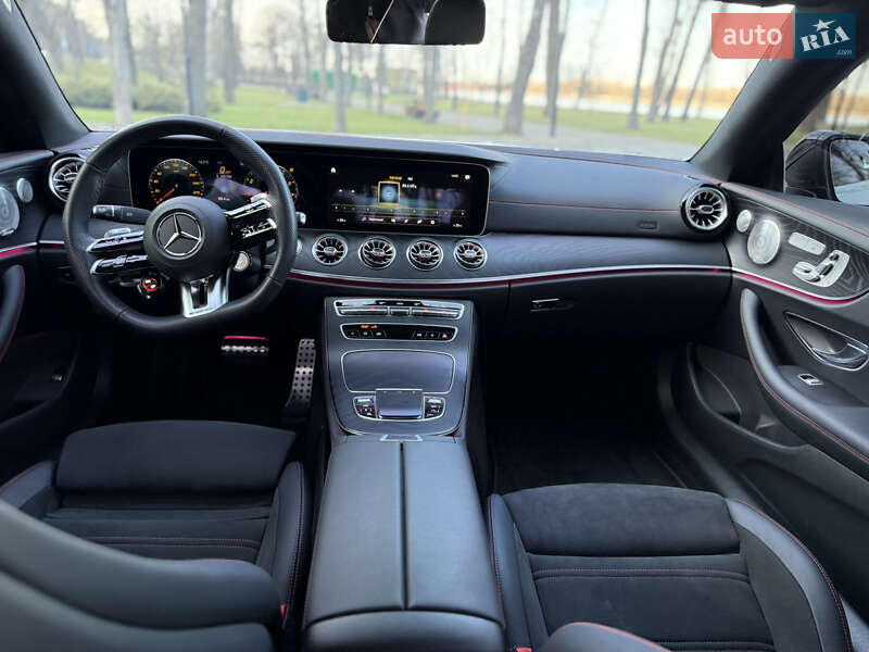 Купе Mercedes-Benz E-Class 2023 в Киеве