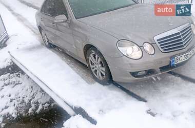 Седан Mercedes-Benz E-Class 2007 в 