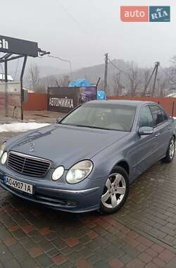 Седан Mercedes-Benz E-Class 2003 в 
