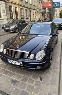 Седан Mercedes-Benz E-Class 2002 в Львові