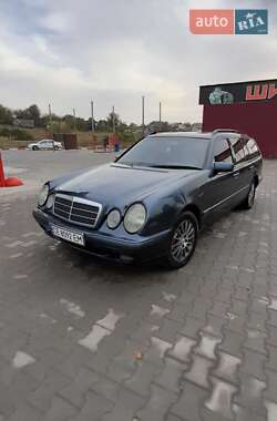 Универсал Mercedes-Benz E-Class 1998 в 