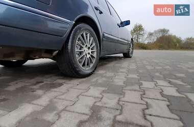 Универсал Mercedes-Benz E-Class 1998 в 
