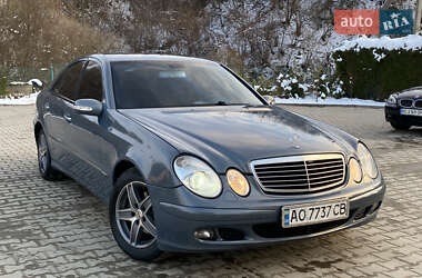 Седан Mercedes-Benz E-Class 2003 в Турке