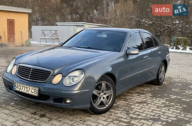 Седан Mercedes-Benz E-Class 2003 в Турке