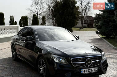 Седан Mercedes-Benz E-Class 2016 в 