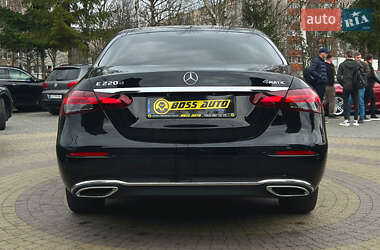Седан Mercedes-Benz E-Class 2022 в 