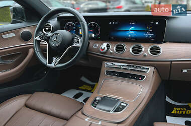 Седан Mercedes-Benz E-Class 2022 в 