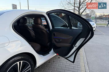 Седан Mercedes-Benz E-Class 2021 в 