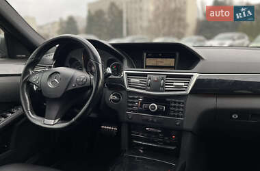 Универсал Mercedes-Benz E-Class 2011 в 