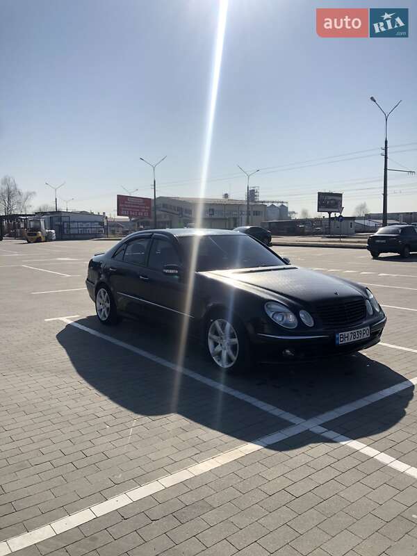 Седан Mercedes-Benz E-Class 2003 в Белой Церкви